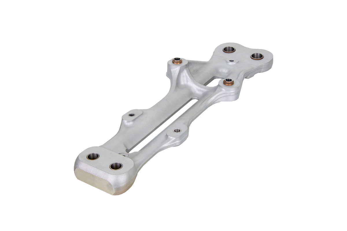 Helicopter main rotor clamp profile